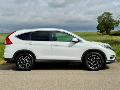 Honda CR-V 2.0 i-VTEC SE Plus Navi Auto 4WD Euro 6 5dr 3