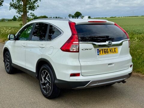 Honda CR-V 2.0 i-VTEC SE Plus Navi Auto 4WD Euro 6 5dr 8