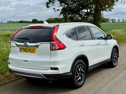 Honda CR-V 2.0 i-VTEC SE Plus Navi Auto 4WD Euro 6 5dr 10