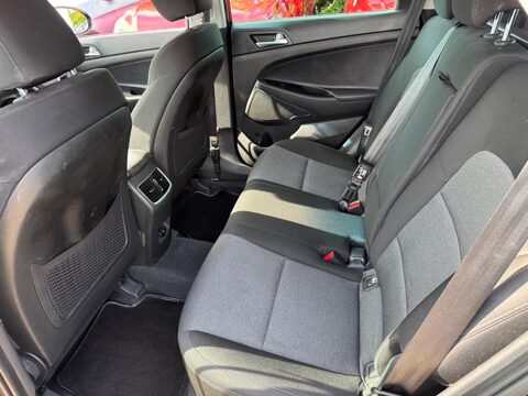 Hyundai TUCSON 1.6 GDi SE Nav Euro 6 (s/s) 5dr 38