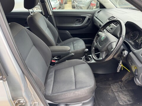 Skoda Fabia 1.6 TDI Elegance Euro 5 5dr 8