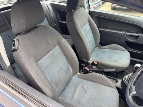 Ford Fiesta 1.25 Zetec Climate 3dr 8