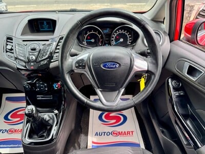 Ford Fiesta 1.0 Zetec Euro 5 (s/s) 5dr