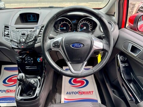 Ford Fiesta 1.0 Zetec Euro 5 (s/s) 5dr 2