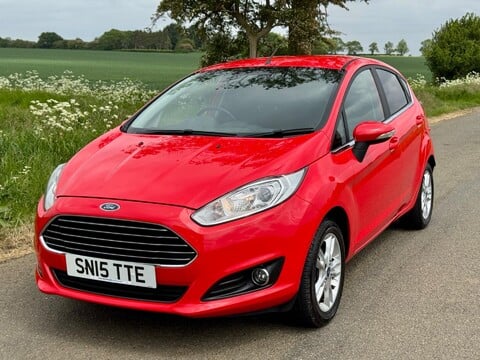 Ford Fiesta 1.0 Zetec Euro 5 (s/s) 5dr 5