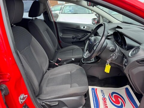 Ford Fiesta 1.0 Zetec Euro 5 (s/s) 5dr 10