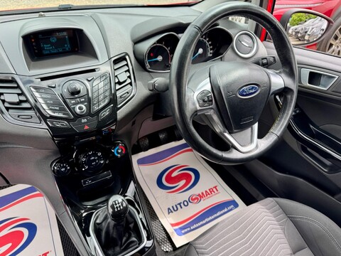 Ford Fiesta 1.0 Zetec Euro 5 (s/s) 5dr 11