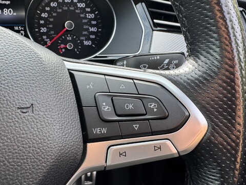 Volkswagen Passat 2.0 TDI EVO R-Line Euro 6 (s/s) 4dr 33