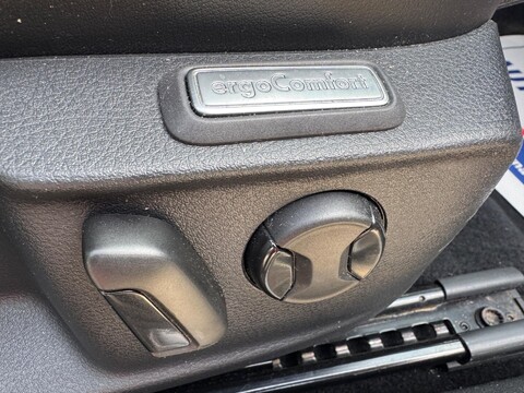 Volkswagen Passat 2.0 TDI EVO R-Line Euro 6 (s/s) 4dr 36