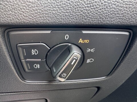 Volkswagen Passat 2.0 TDI EVO R-Line Euro 6 (s/s) 4dr 37