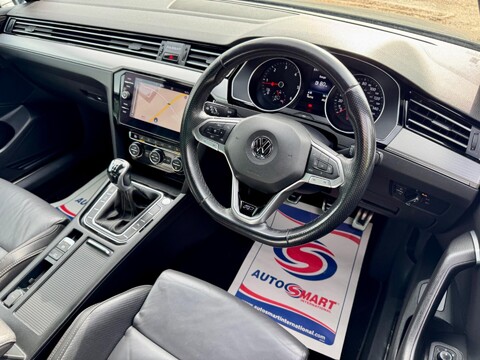 Volkswagen Passat 2.0 TDI EVO R-Line Euro 6 (s/s) 4dr 42