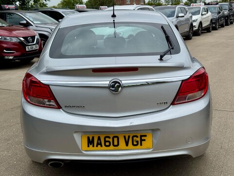 Vauxhall Insignia 2.0 CDTi SRi VX Line Euro 5 5dr 6