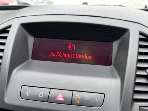 Vauxhall Insignia 2.0 CDTi SRi VX Line Euro 5 5dr 13