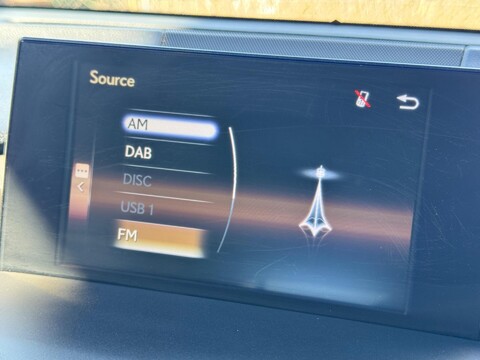 Lexus NX 2.5 300h Luxury E-CVT 4WD Euro 6 (s/s) 5dr 16
