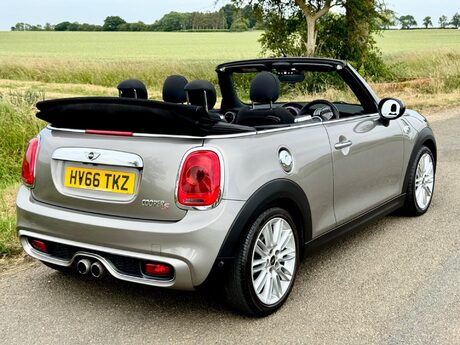 Mini Convertible 2.0 Cooper S Euro 6 (s/s) 2dr