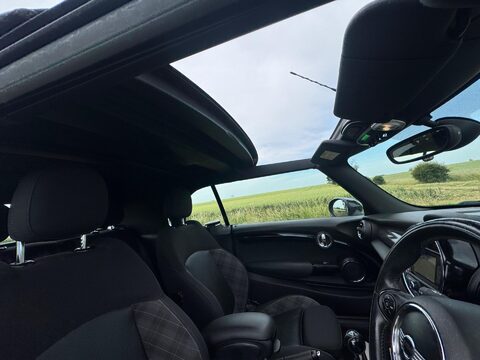 Mini Convertible 2.0 Cooper S Euro 6 (s/s) 2dr 17