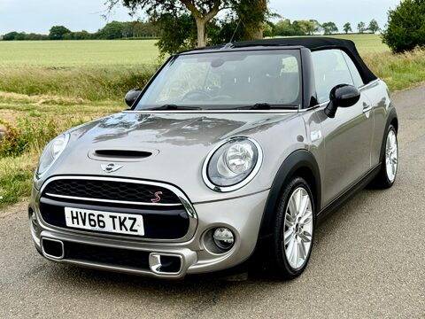 Mini Convertible 2.0 Cooper S Euro 6 (s/s) 2dr 9