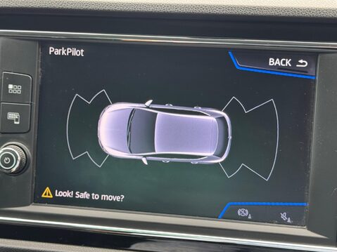 SEAT Leon 1.5 TSI EVO FR Euro 6 (s/s) 5dr 17