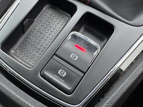 SEAT Leon 1.5 TSI EVO FR Euro 6 (s/s) 5dr 32