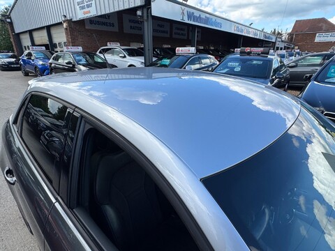 Audi A1 1.4 TFSI Black Edition Sportback Euro 6 (s/s) 5dr (Nav) 3