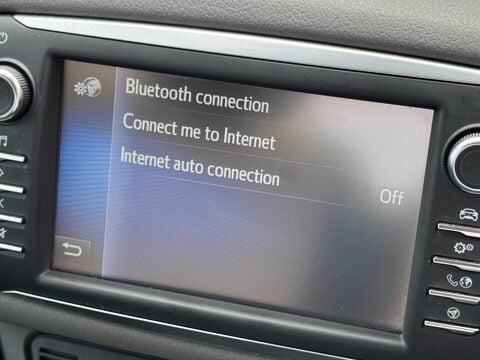 Toyota Yaris 1.5 VVT-i Icon Tech Euro 6 5dr 22