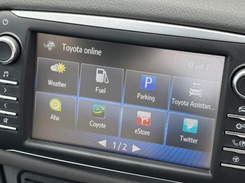 Toyota Yaris 1.5 VVT-i Icon Tech Euro 6 5dr 23