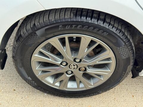 Toyota Yaris 1.5 VVT-i Icon Tech Euro 6 5dr 45