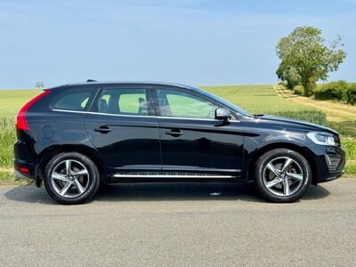 Volvo XC60 2.4 D5 R-Design Lux Nav AWD Euro 5 (s/s) 5dr