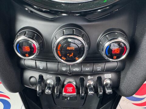 Mini Hatch 1.5 Cooper D Euro 6 (s/s) 3dr 27
