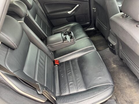 Ford Mondeo 2.0 TDCi Titanium X Business Edition Powershift Euro 5 5dr 30