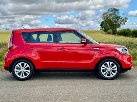 Kia Soul 1.6 CRDi Connect Auto Euro 5 5dr