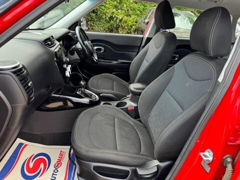 Kia Soul 1.6 CRDi Connect Auto Euro 5 5dr 31