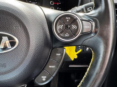 Kia Soul 1.6 CRDi Connect Auto Euro 5 5dr 24