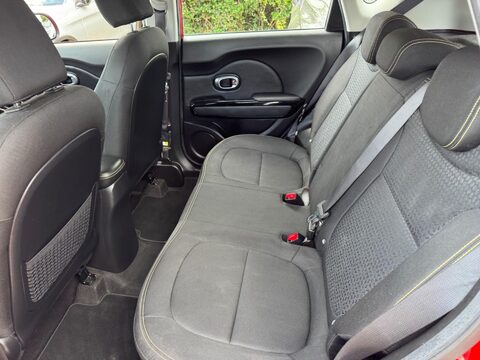 Kia Soul 1.6 CRDi Connect Auto Euro 5 5dr 33