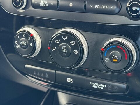 Kia Soul 1.6 CRDi Connect Auto Euro 5 5dr 22