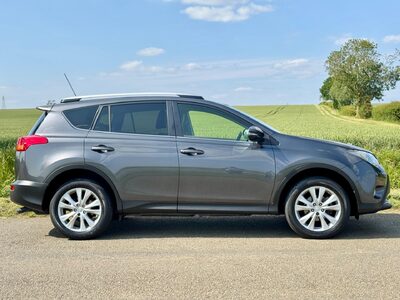 Toyota Rav4 2.0 D-4D Invincible 4WD Euro 5 (s/s) 5dr