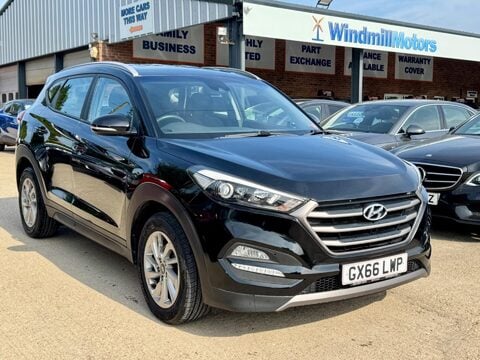 Hyundai TUCSON 2.0 CRDi SE Nav Auto 4WD Euro 6 5dr 1