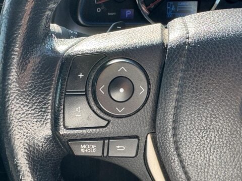 Toyota Rav4 2.2 D-CAT Invincible Auto 4WD Euro 5 5dr 21