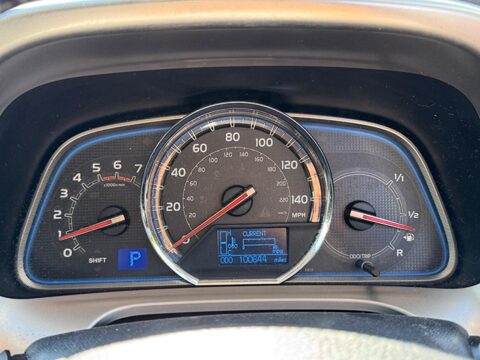 Toyota Rav4 2.2 D-CAT Invincible Auto 4WD Euro 5 5dr 29