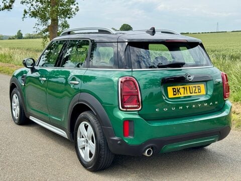 Mini Countryman 1.5 Cooper Classic Steptronic Euro 6 (s/s) 5dr 8