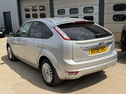 Ford Focus 1.8 TDCi Titanium 5dr 4