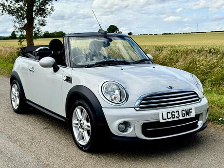Mini Convertible 1.6 Cooper D Euro 5 (s/s) 2dr