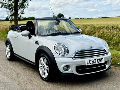 Mini Convertible 1.6 Cooper D Euro 5 (s/s) 2dr