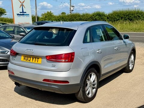 Audi Q3 2.0 TDI SE S Tronic quattro Euro 5 (s/s) 5dr 8