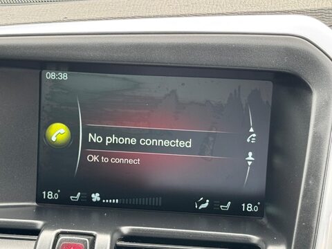 Volvo XC60 2.4 D4 R-Design Lux Nav Auto AWD Euro 6 (s/s) 5dr 20