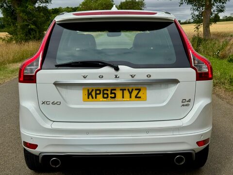 Volvo XC60 2.4 D4 R-Design Lux Nav Auto AWD Euro 6 (s/s) 5dr 9