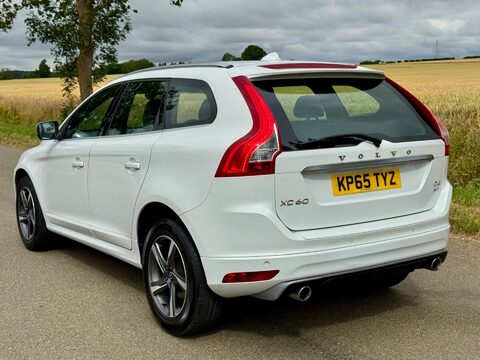 Volvo XC60 2.4 D4 R-Design Lux Nav Auto AWD Euro 6 (s/s) 5dr 8