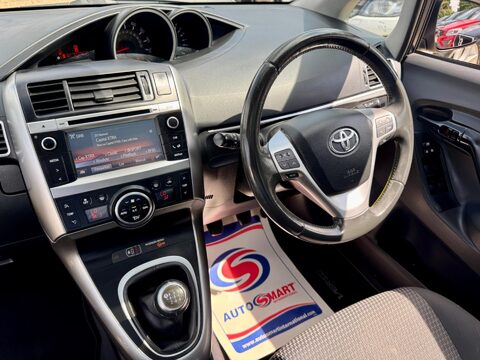 Toyota Verso 1.6 V-Matic Icon Euro 5 5dr Euro 5 15