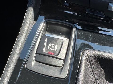 BMW 2 Series 2.0 218d Sport Euro 6 (s/s) 5dr 33