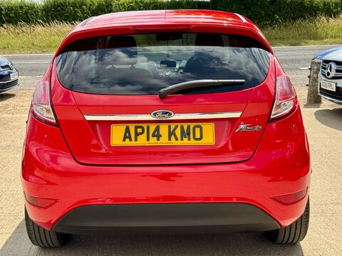 Ford Fiesta 1.5 TDCi Titanium Euro 5 5dr 7